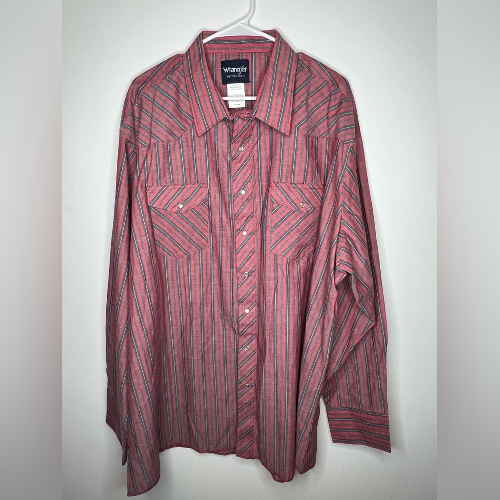 Wrangler Men’s - 3XLT - long sleeve Pearl snap button up